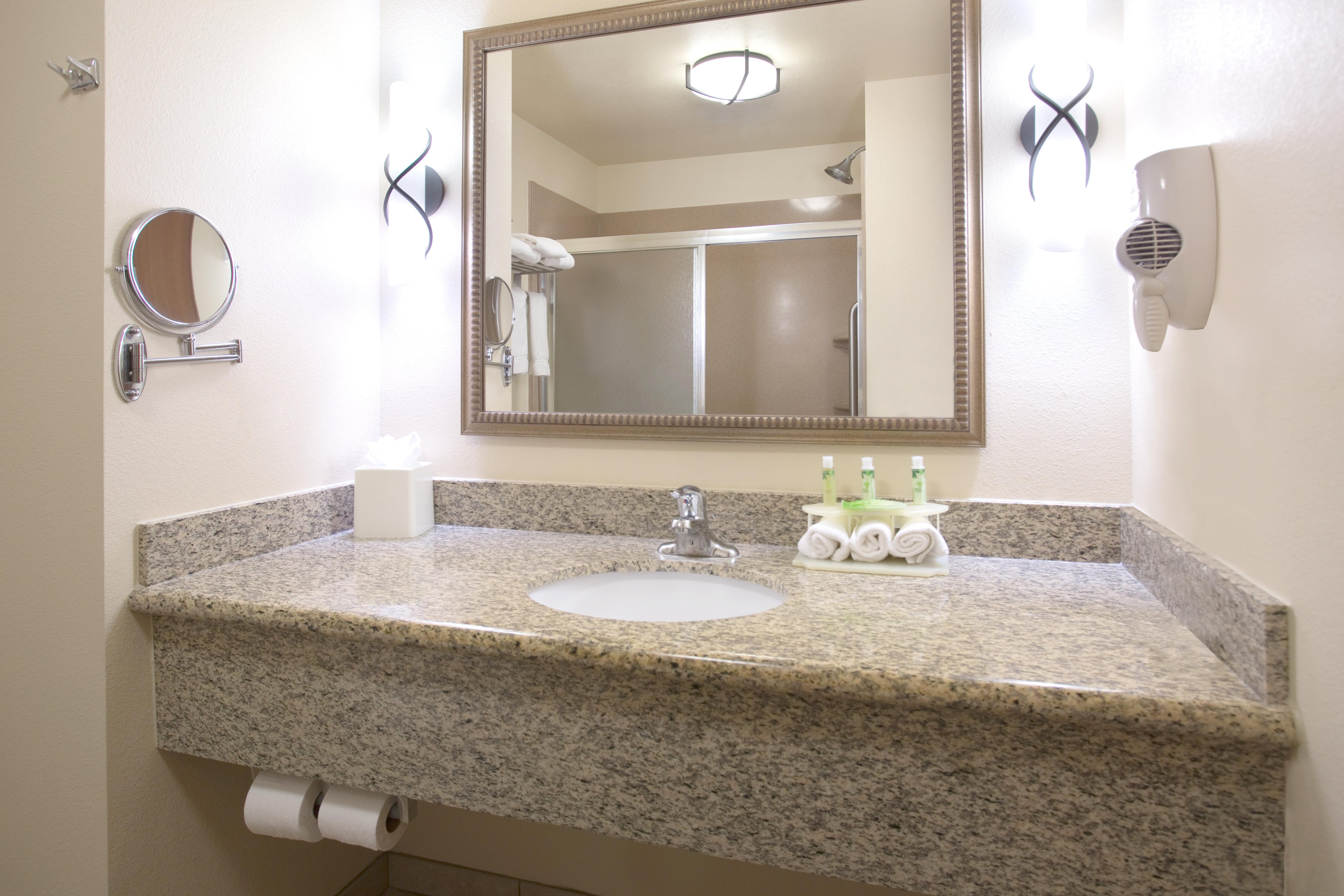 Holiday Inn Express And Suites Los Alamos Entrada Park By Ihg Exterior foto