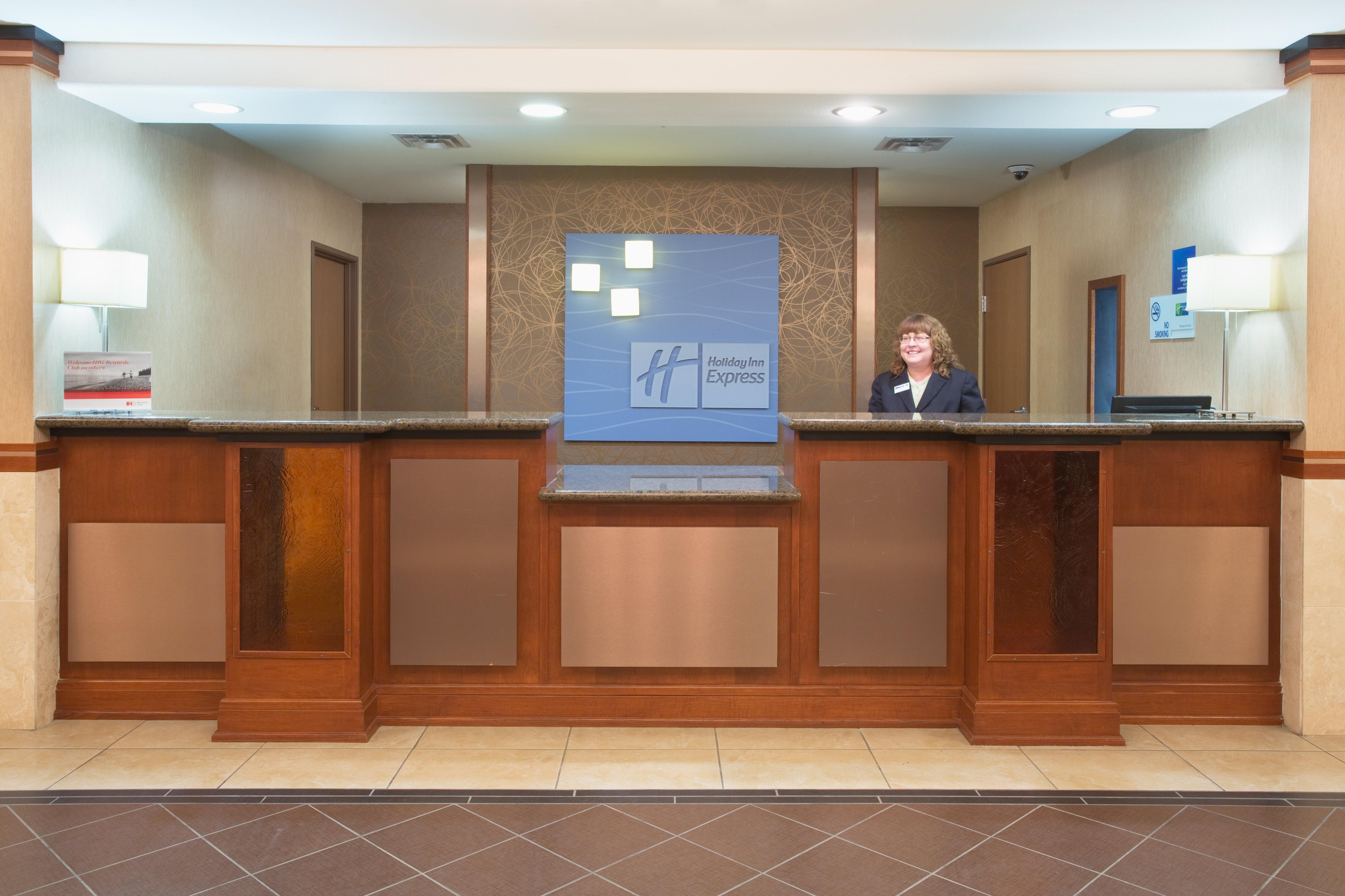 Holiday Inn Express And Suites Los Alamos Entrada Park By Ihg Exterior foto