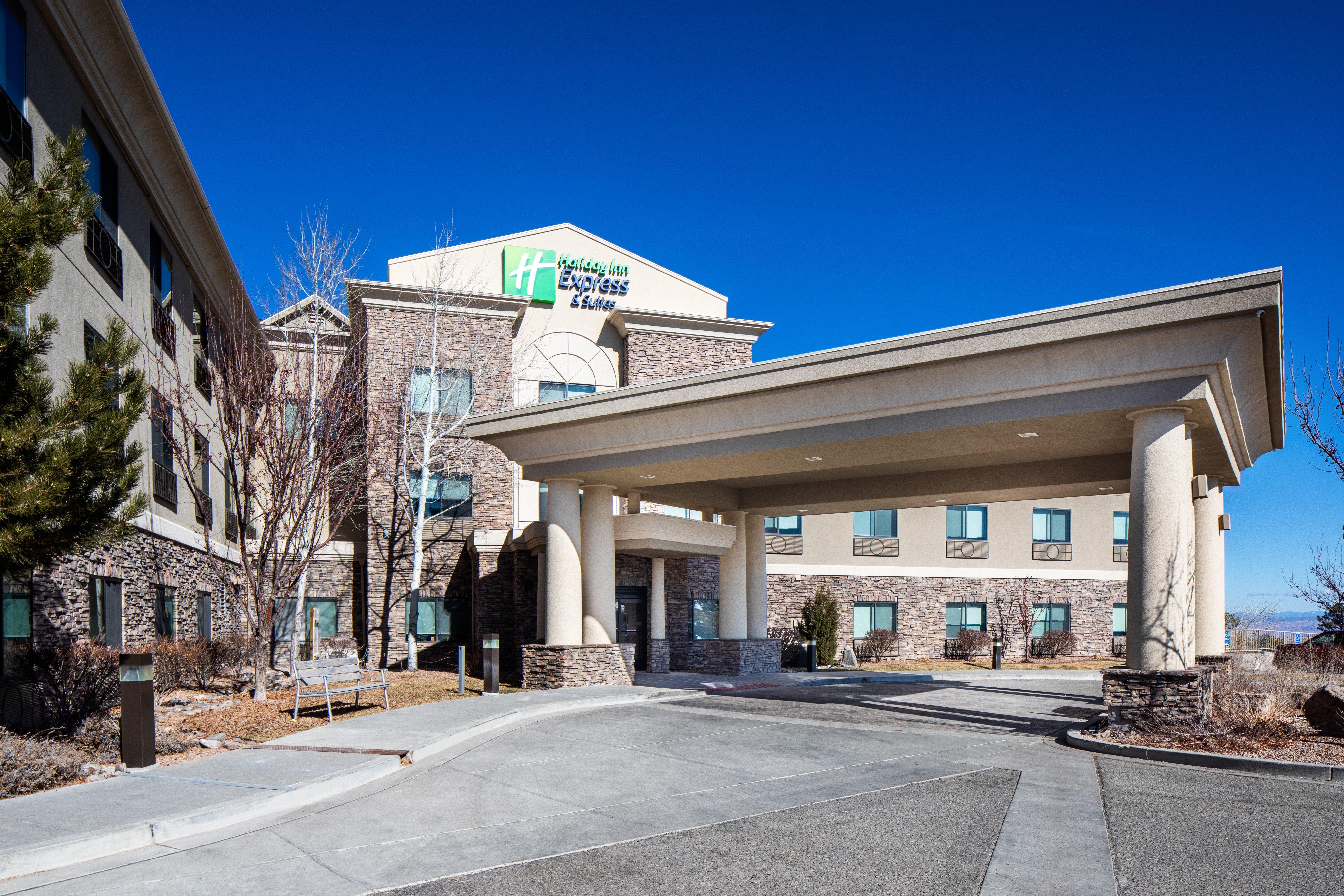 Holiday Inn Express And Suites Los Alamos Entrada Park By Ihg Exterior foto